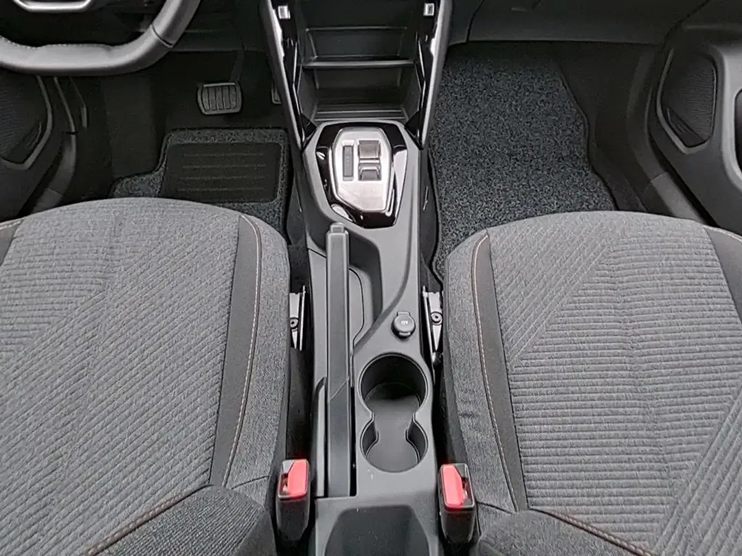 Peugeot 2008 - Thumbnail 12