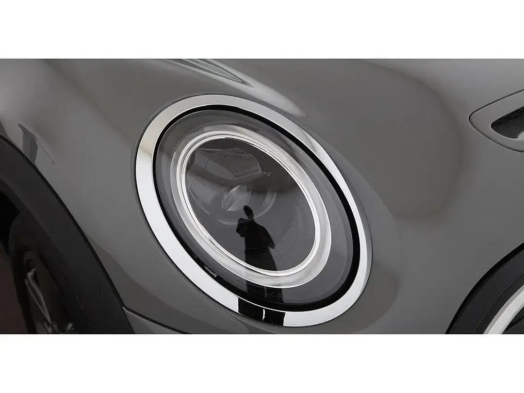 MINI Cooper SE - Thumbnail 8