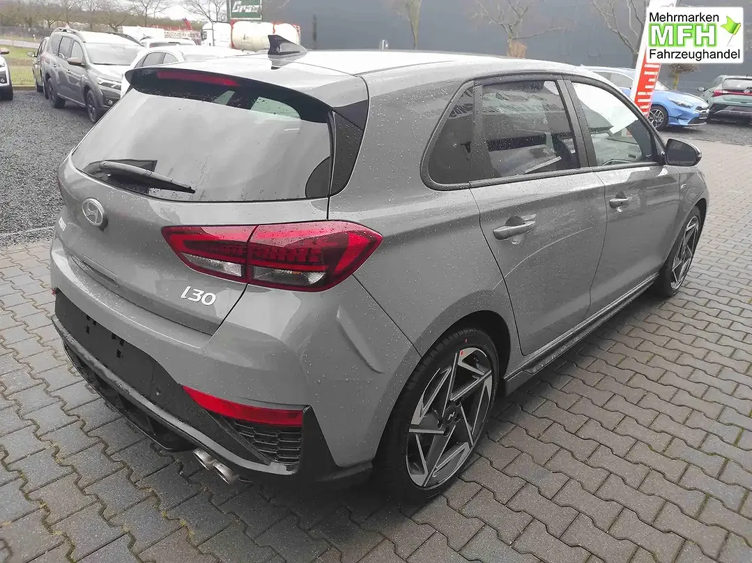Hyundai i30 - Thumbnail 4