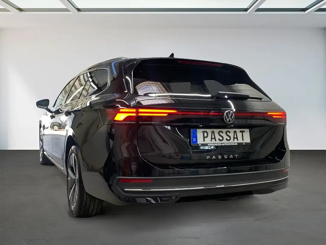 Volkswagen Passat Variant - Thumbnail 14