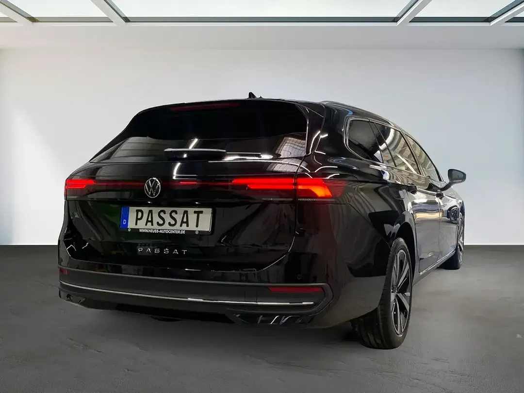Volkswagen Passat Variant - Thumbnail 15