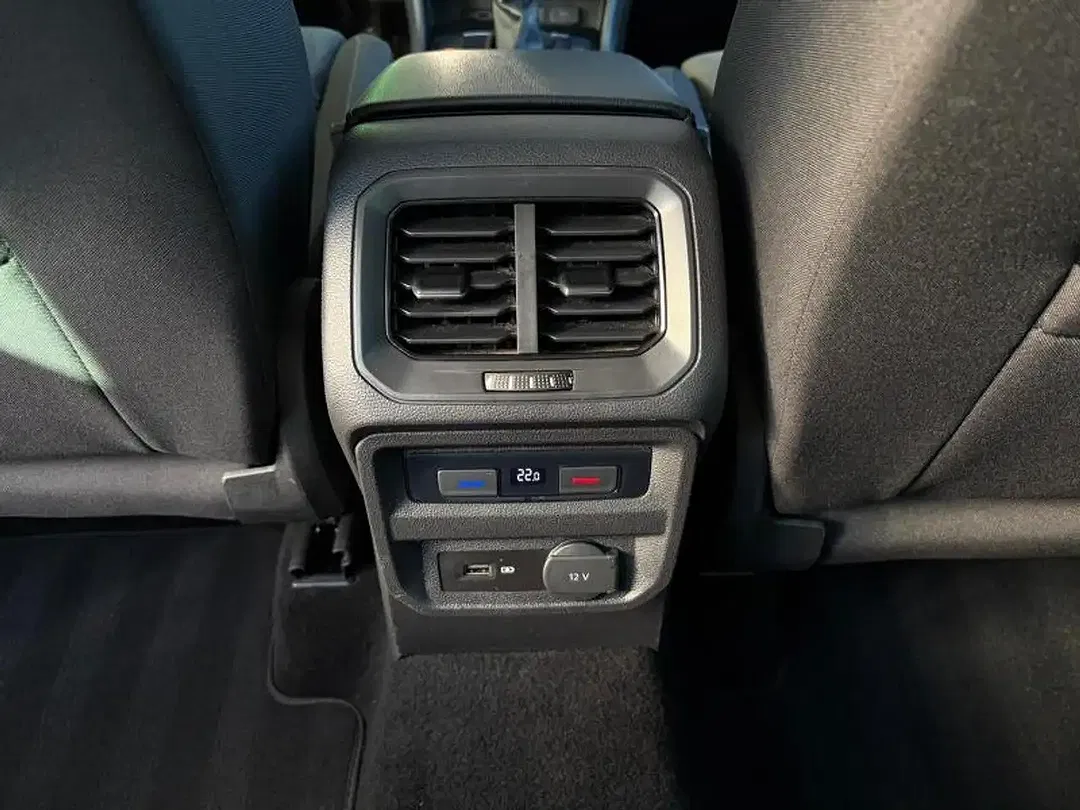 Volkswagen Tiguan - Thumbnail 14