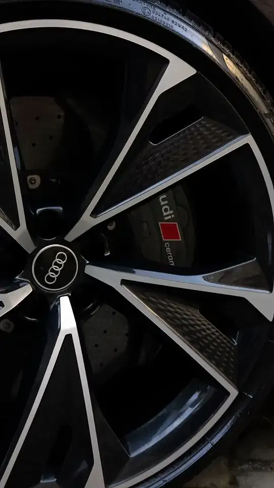 Audi RS7 - Thumbnail 13