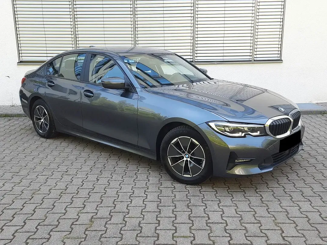 BMW 318 - Thumbnail 4