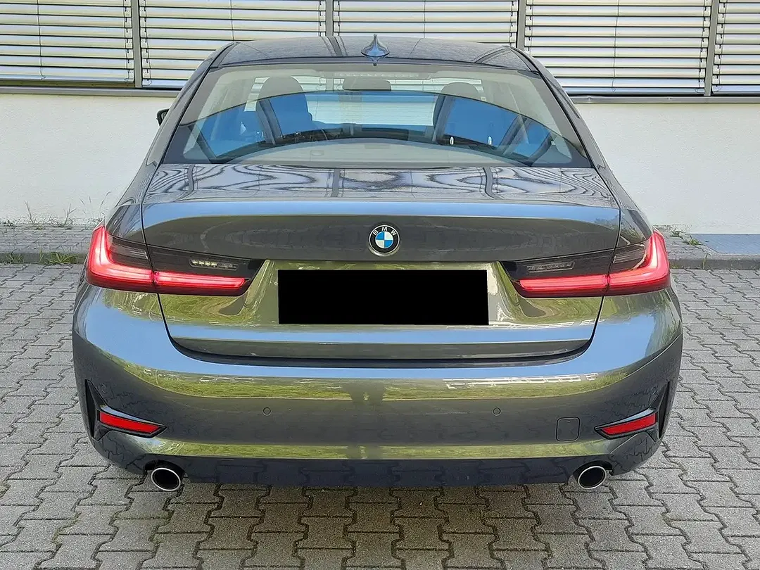 BMW 318 - Thumbnail 7