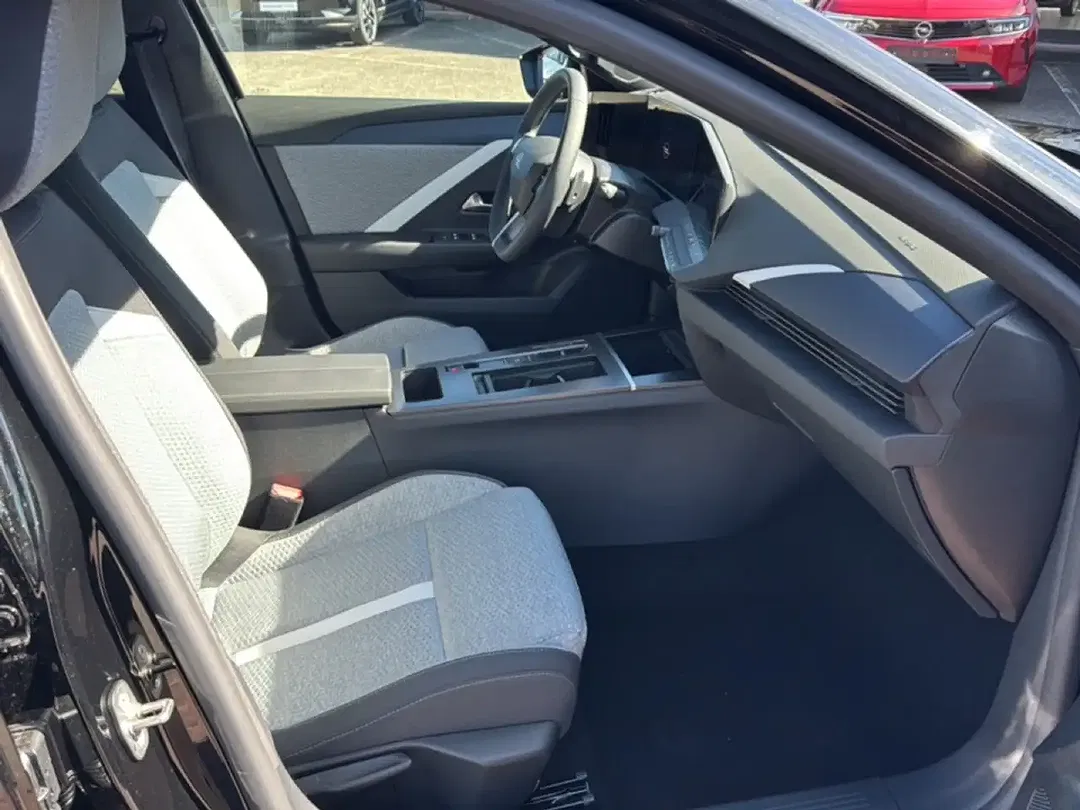 Opel Astra - Thumbnail 11