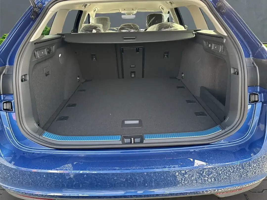 Skoda Superb - Thumbnail 5