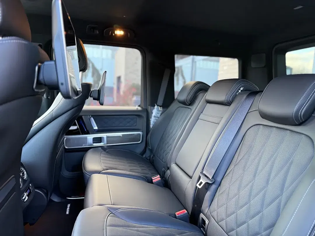Mercedes-Benz G 63 AMG - Thumbnail 15