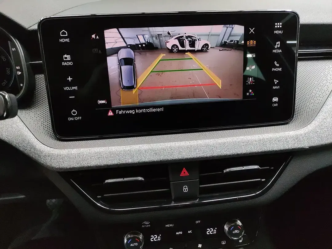 Skoda Scala - Thumbnail 10