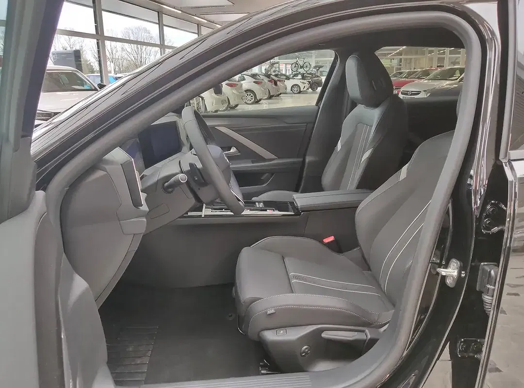 Opel Astra - Thumbnail 10