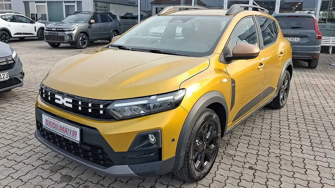 Dacia Sandero - Thumbnail 1
