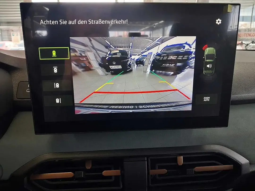 Dacia Sandero - Thumbnail 13