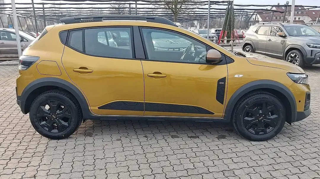Dacia Sandero - Thumbnail 3
