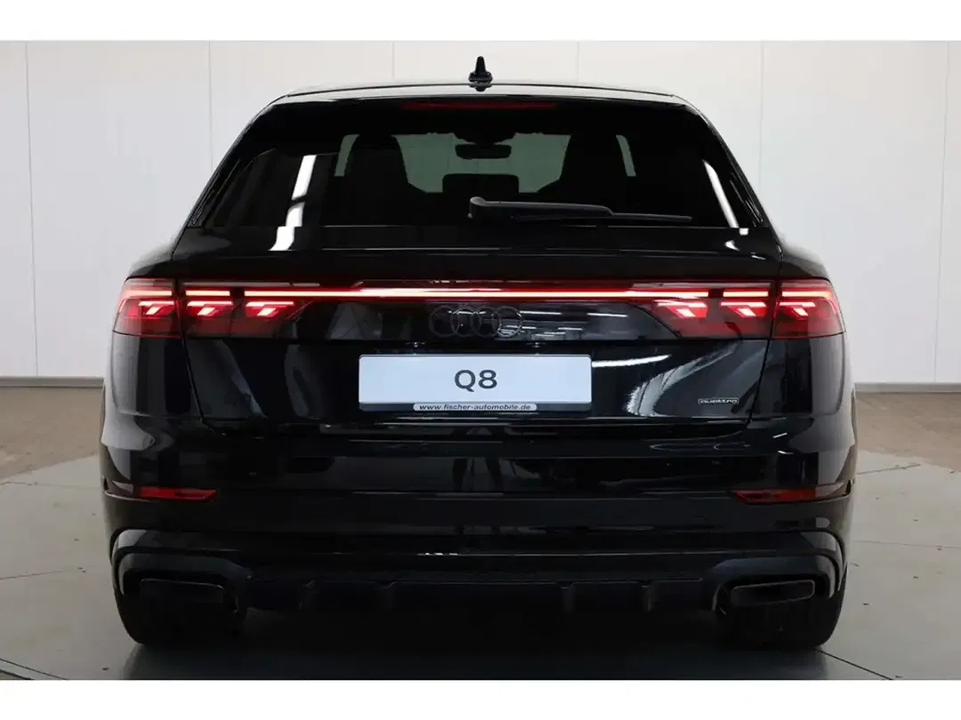 Audi Q8 - Thumbnail 5