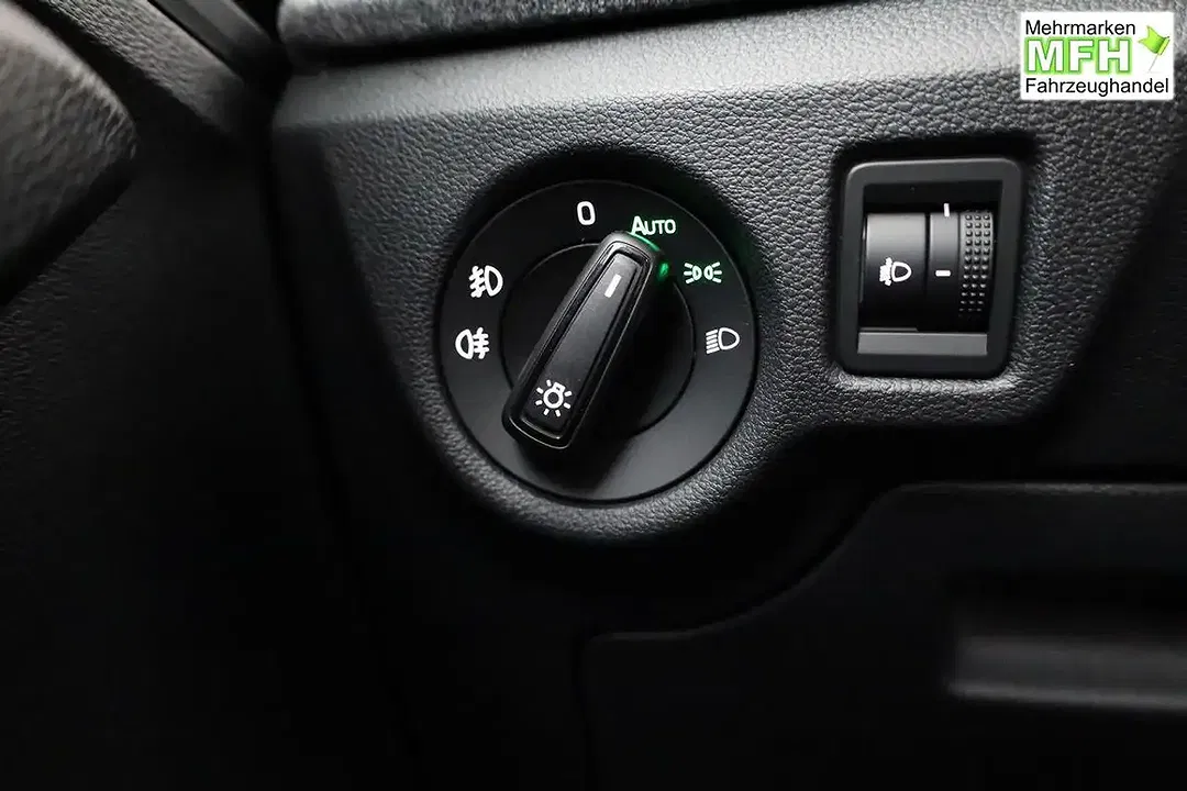 Skoda Kamiq - Thumbnail 8