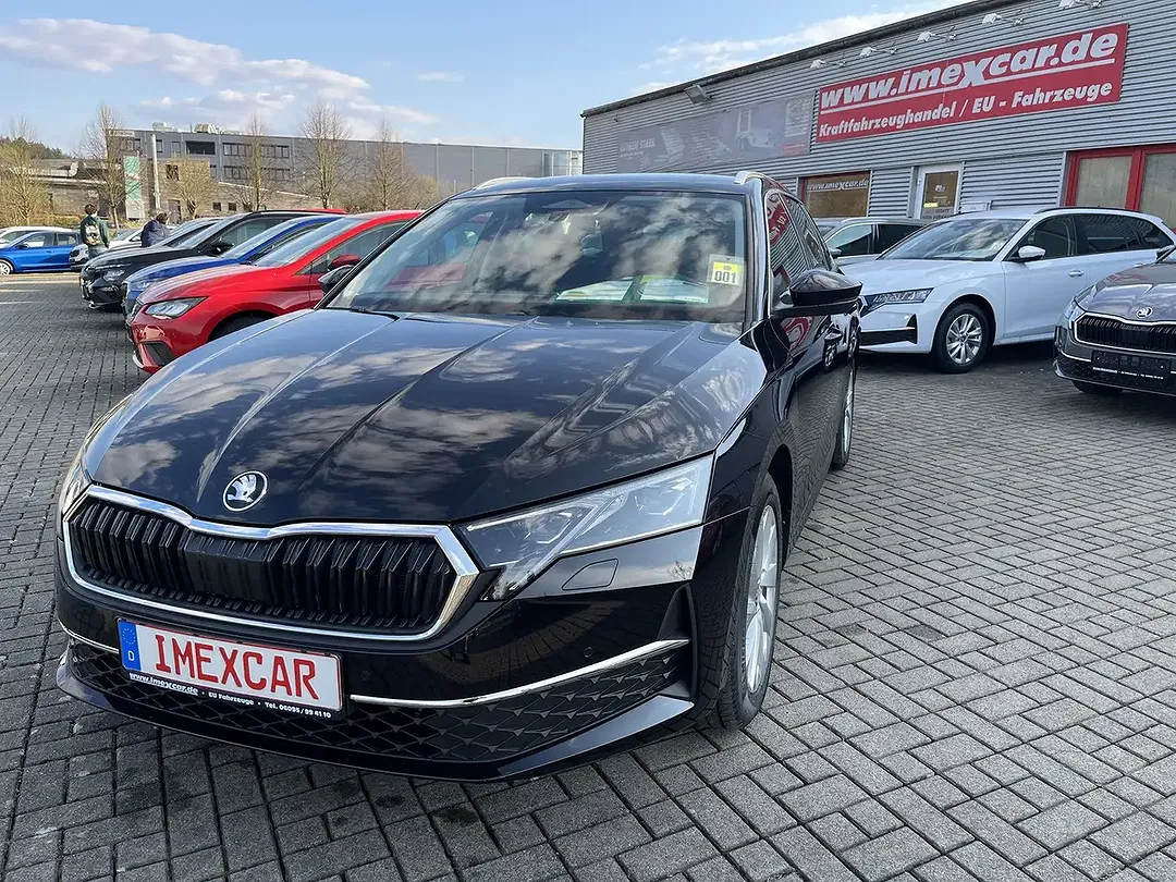 Skoda Octavia - Thumbnail 3