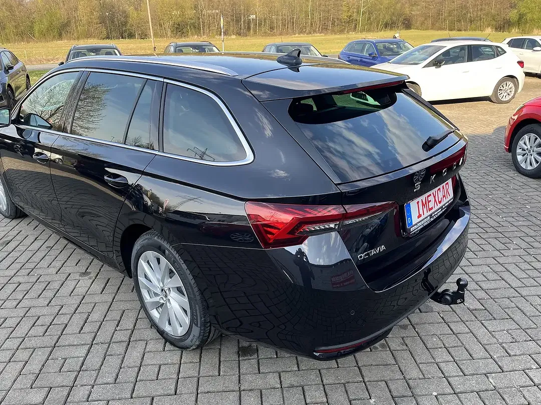 Skoda Octavia - Thumbnail 5