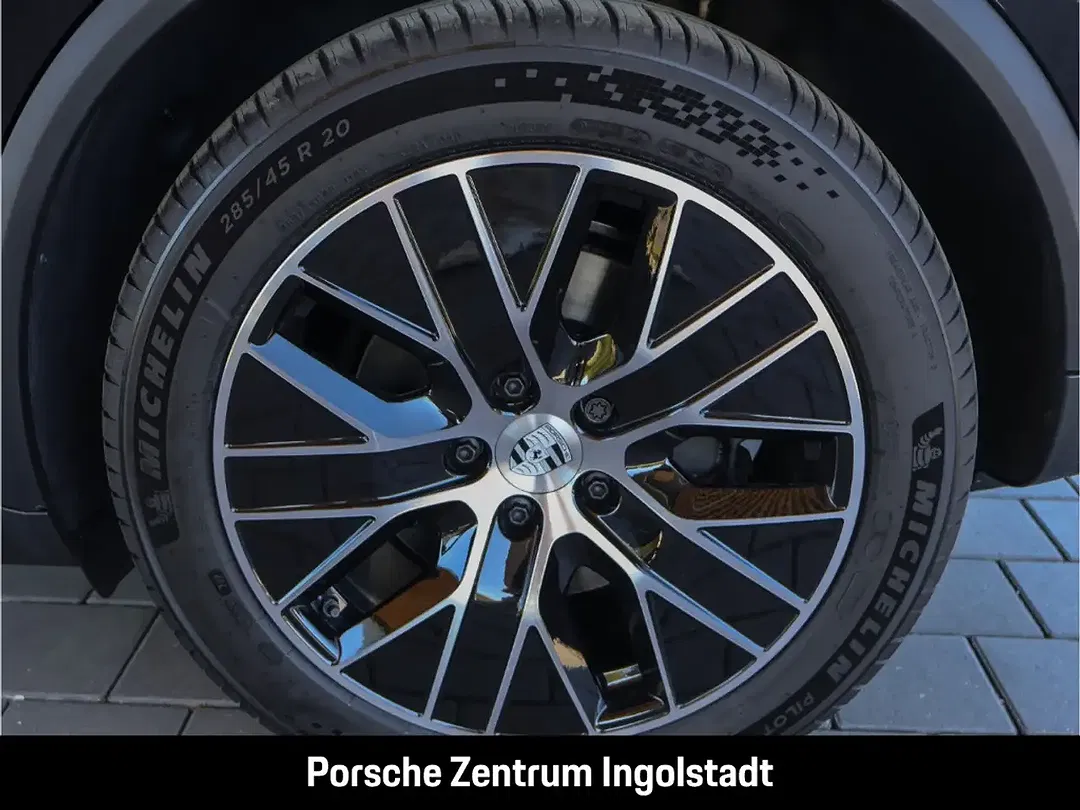 Porsche Macan - Thumbnail 7
