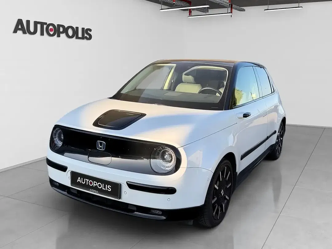 Honda e - Thumbnail 2