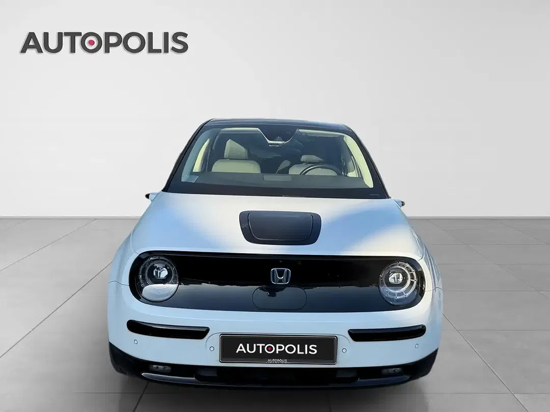 Honda e - Thumbnail 3