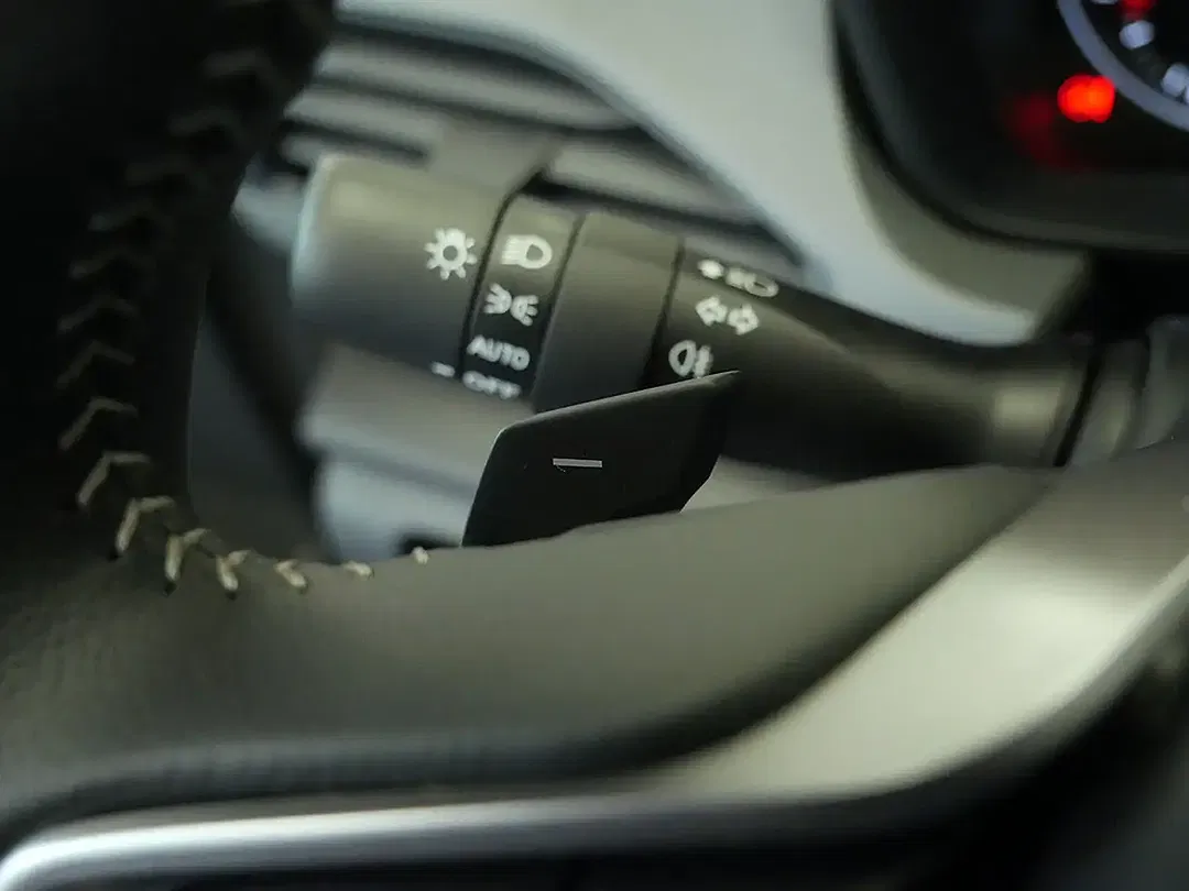 Subaru Crosstrek - Thumbnail 15