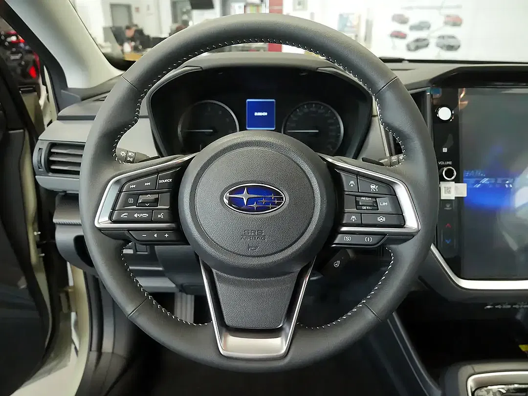 Subaru Crosstrek - Thumbnail 7