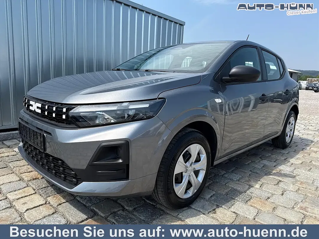 Dacia Sandero - Thumbnail 1
