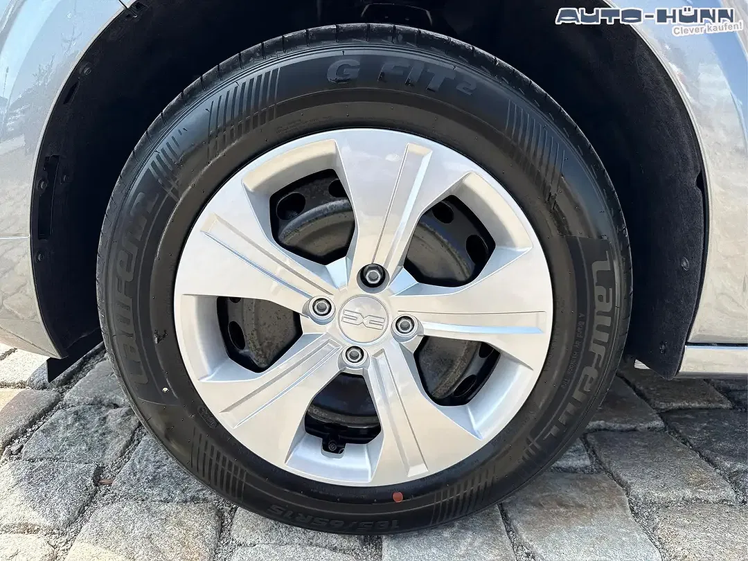Dacia Sandero - Thumbnail 11