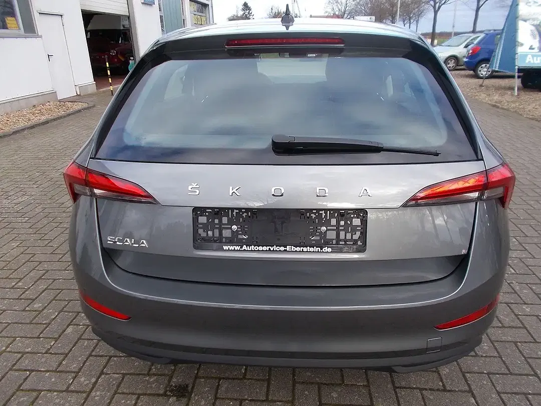 Skoda Scala - Thumbnail 4