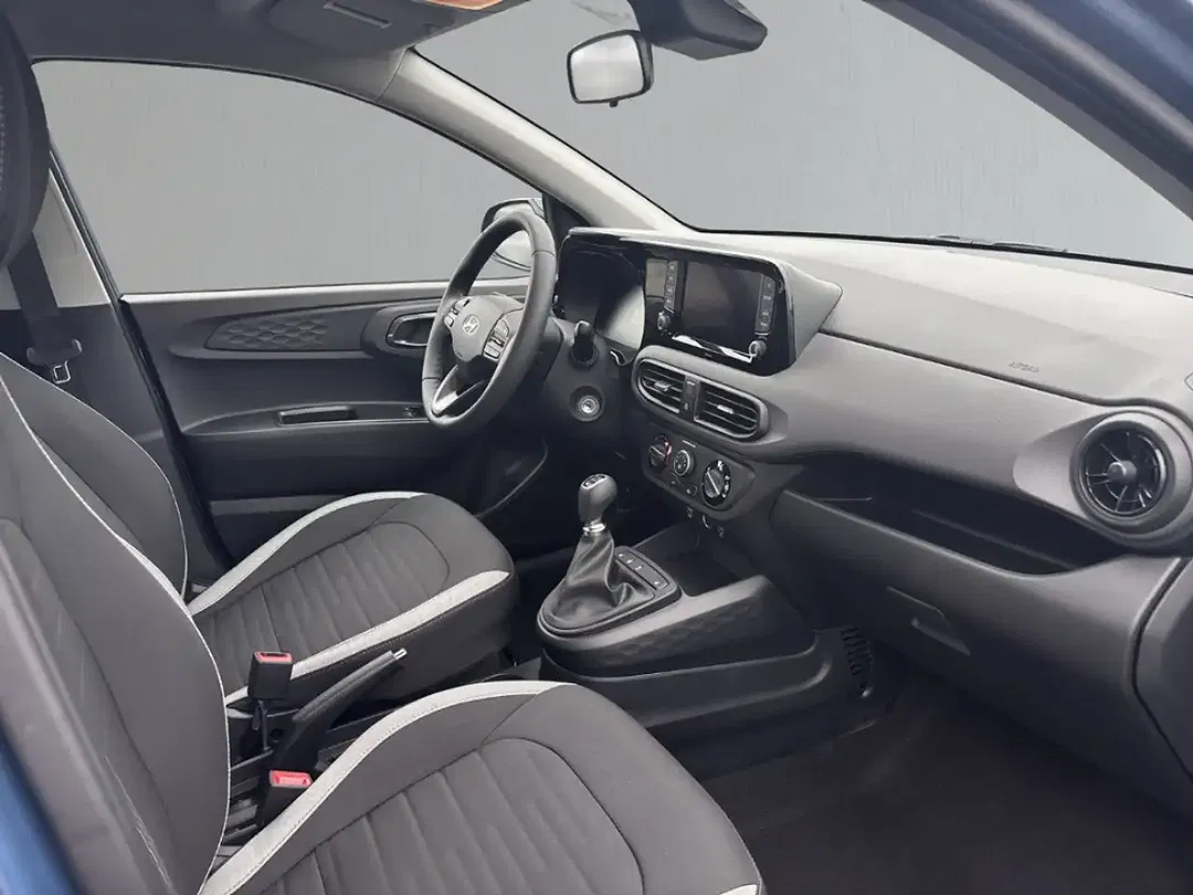 Hyundai i10 - Thumbnail 13