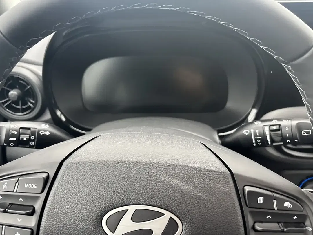 Hyundai i10 - Thumbnail 15