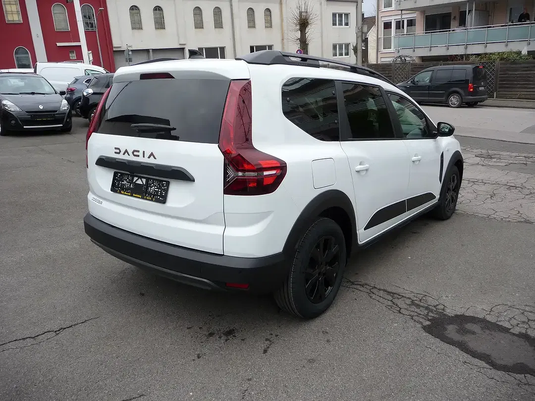 Dacia Jogger - Thumbnail 3
