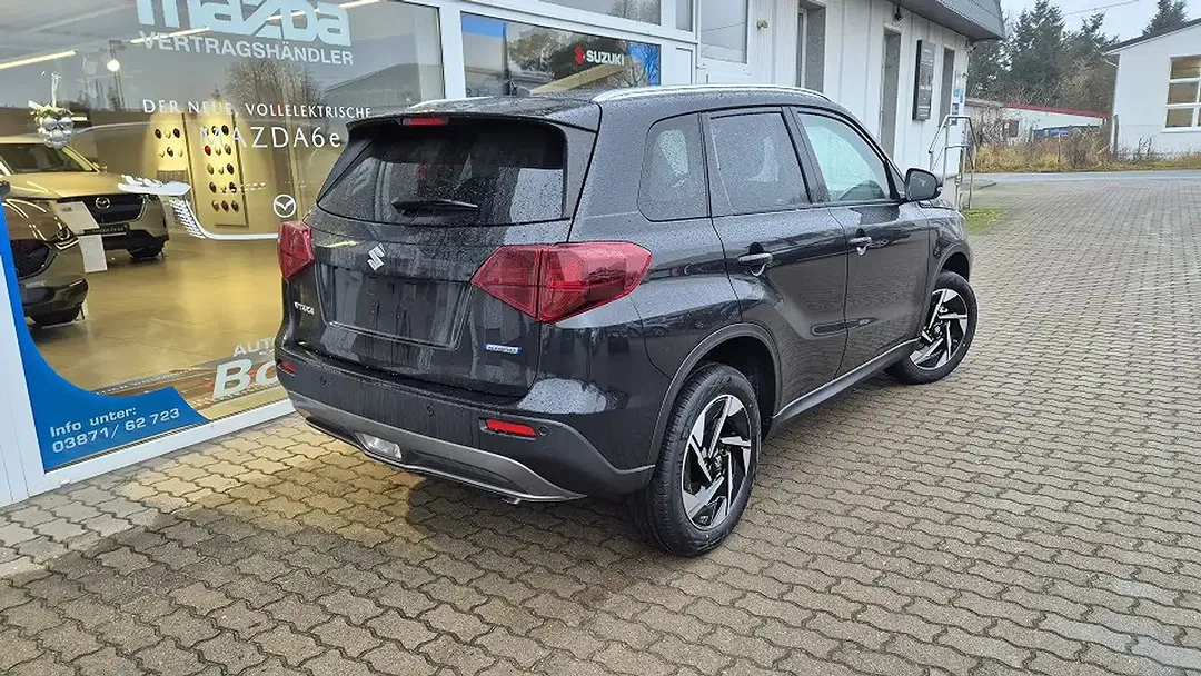 Suzuki Vitara - Thumbnail 2