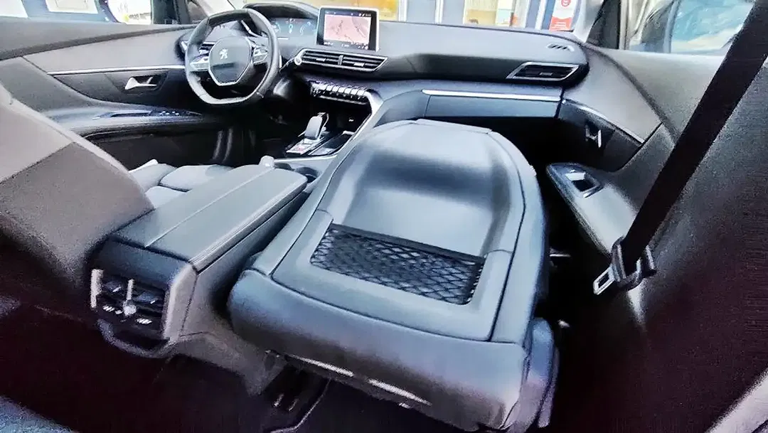Peugeot 3008 - Thumbnail 13