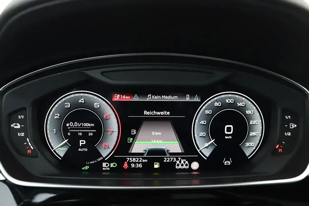 Audi A8 - Thumbnail 13