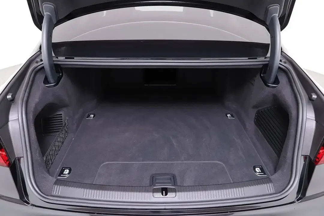 Audi A8 - Thumbnail 18