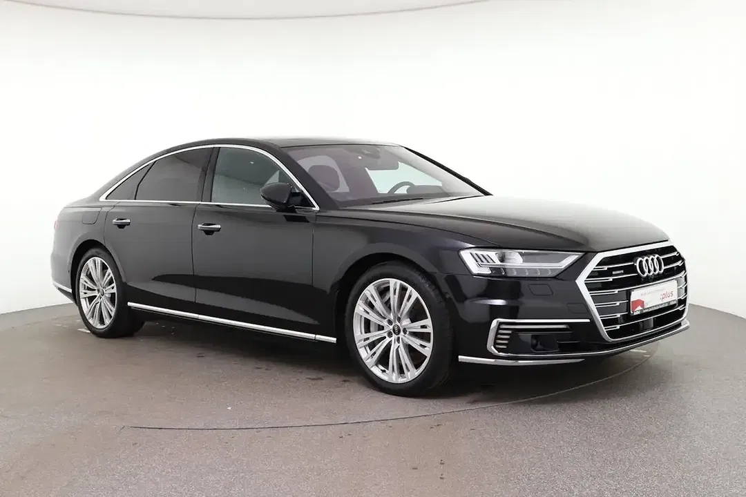 Audi A8 - Thumbnail 6
