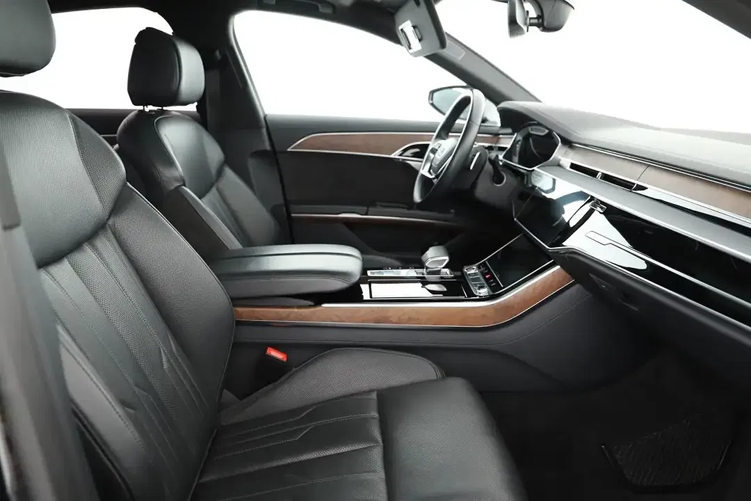 Audi A8 - Thumbnail 8