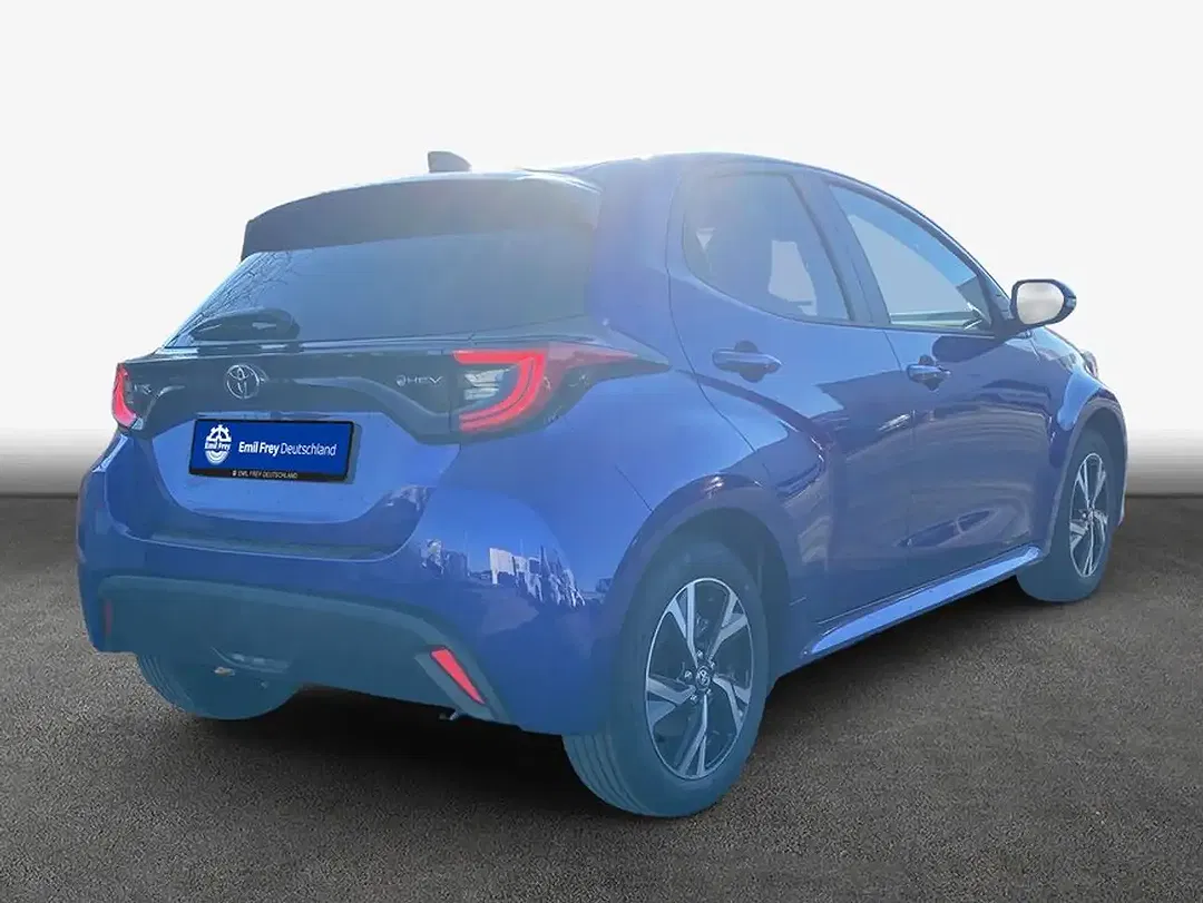 Toyota Yaris - Thumbnail 2