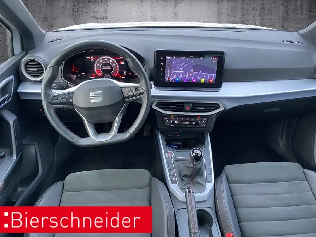 SEAT Arona - Thumbnail 14