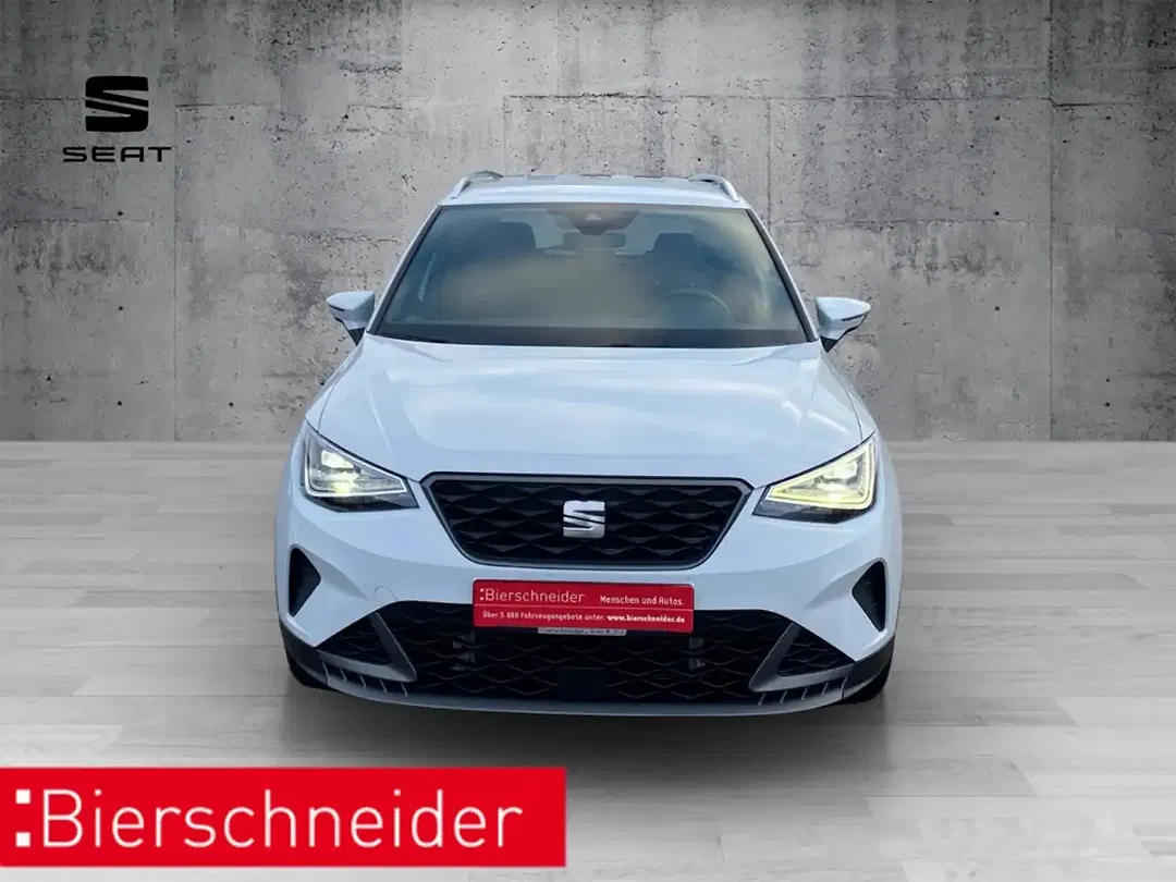 SEAT Arona - Thumbnail 3