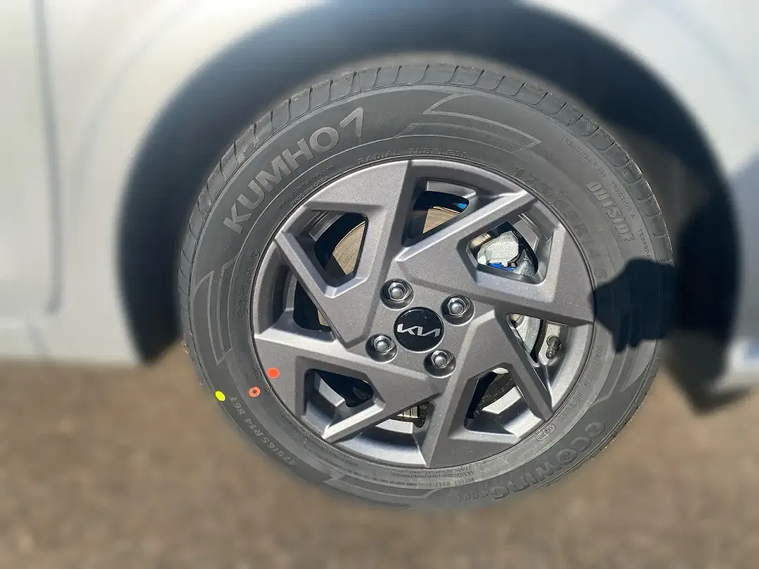 Kia Picanto - Thumbnail 8
