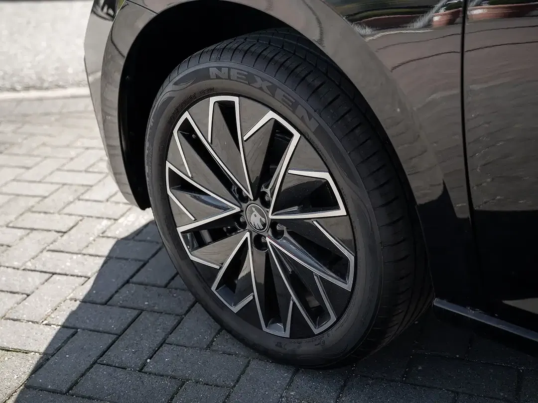 Skoda Scala - Thumbnail 5