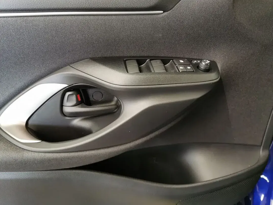 Mazda 2 - Thumbnail 12