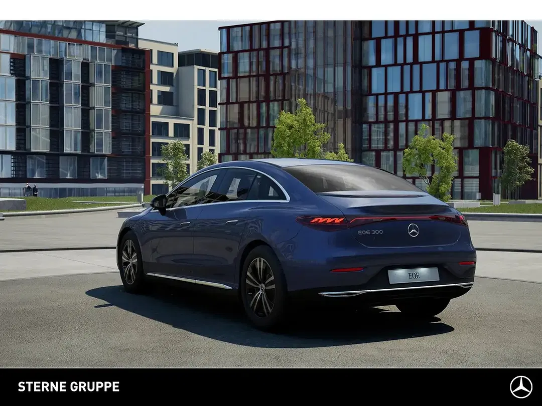 Mercedes-Benz EQE 300 - Thumbnail 5