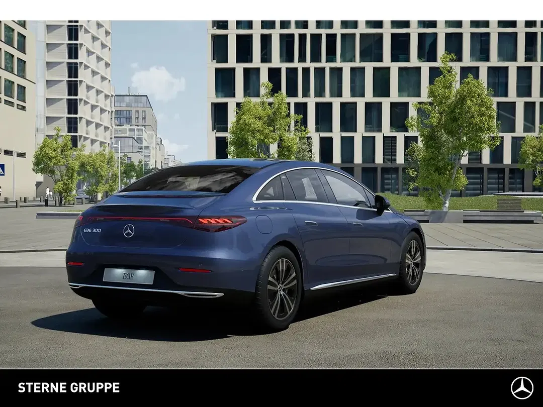 Mercedes-Benz EQE 300 - Thumbnail 7