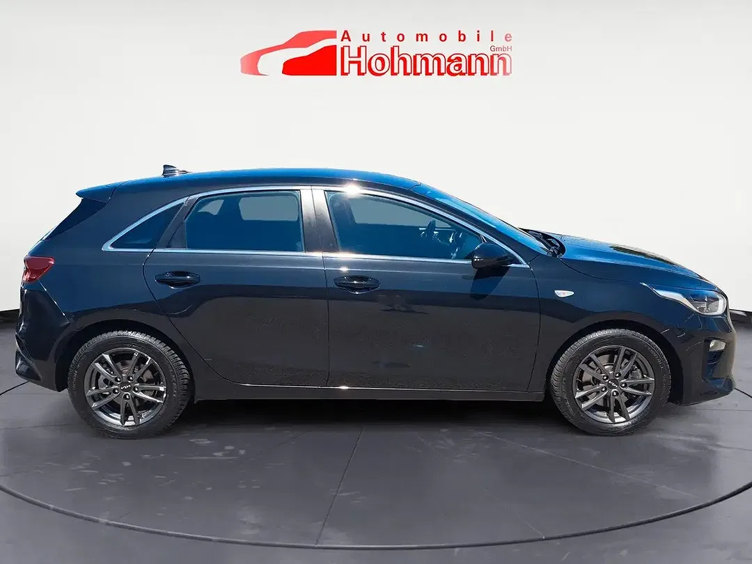 Kia Ceed / cee'd - Thumbnail 3