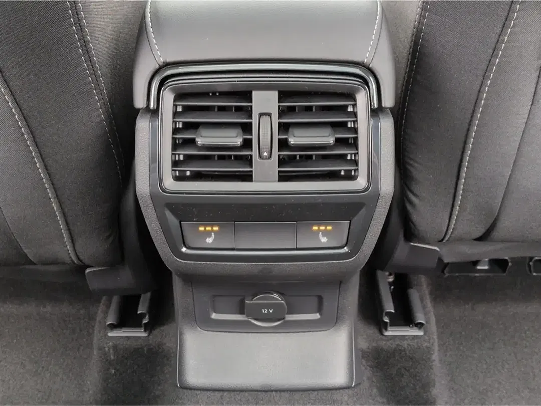 Skoda Karoq - Thumbnail 10