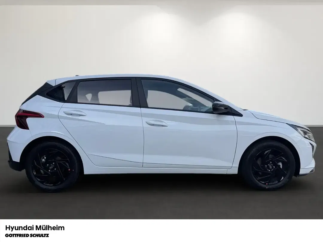 Hyundai i20 - Thumbnail 3