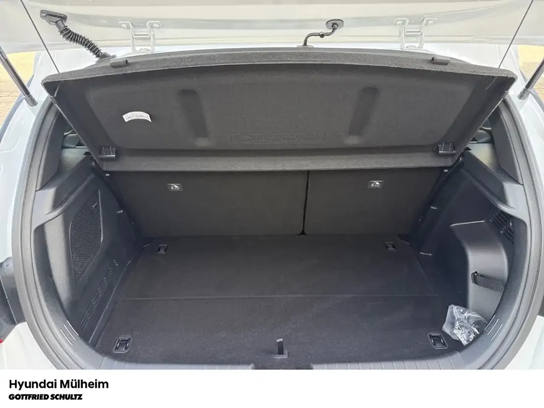 Hyundai i20 - Thumbnail 8